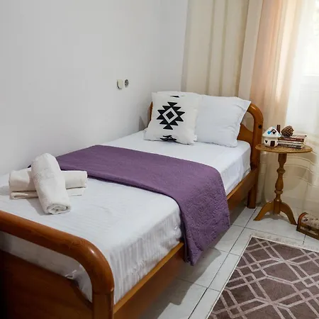 - Panoramic View Of Vjosa River Guest house *