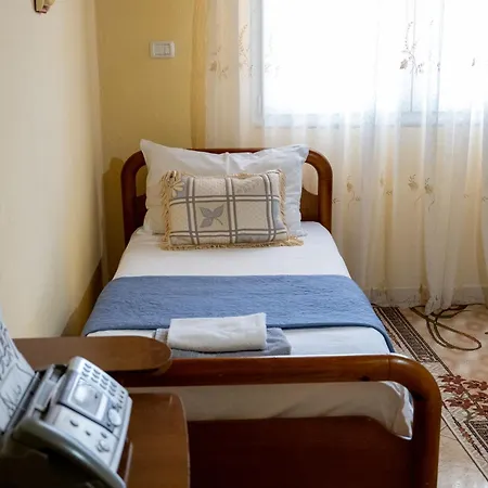 Guest house - Panoramic View Of Vjosa River